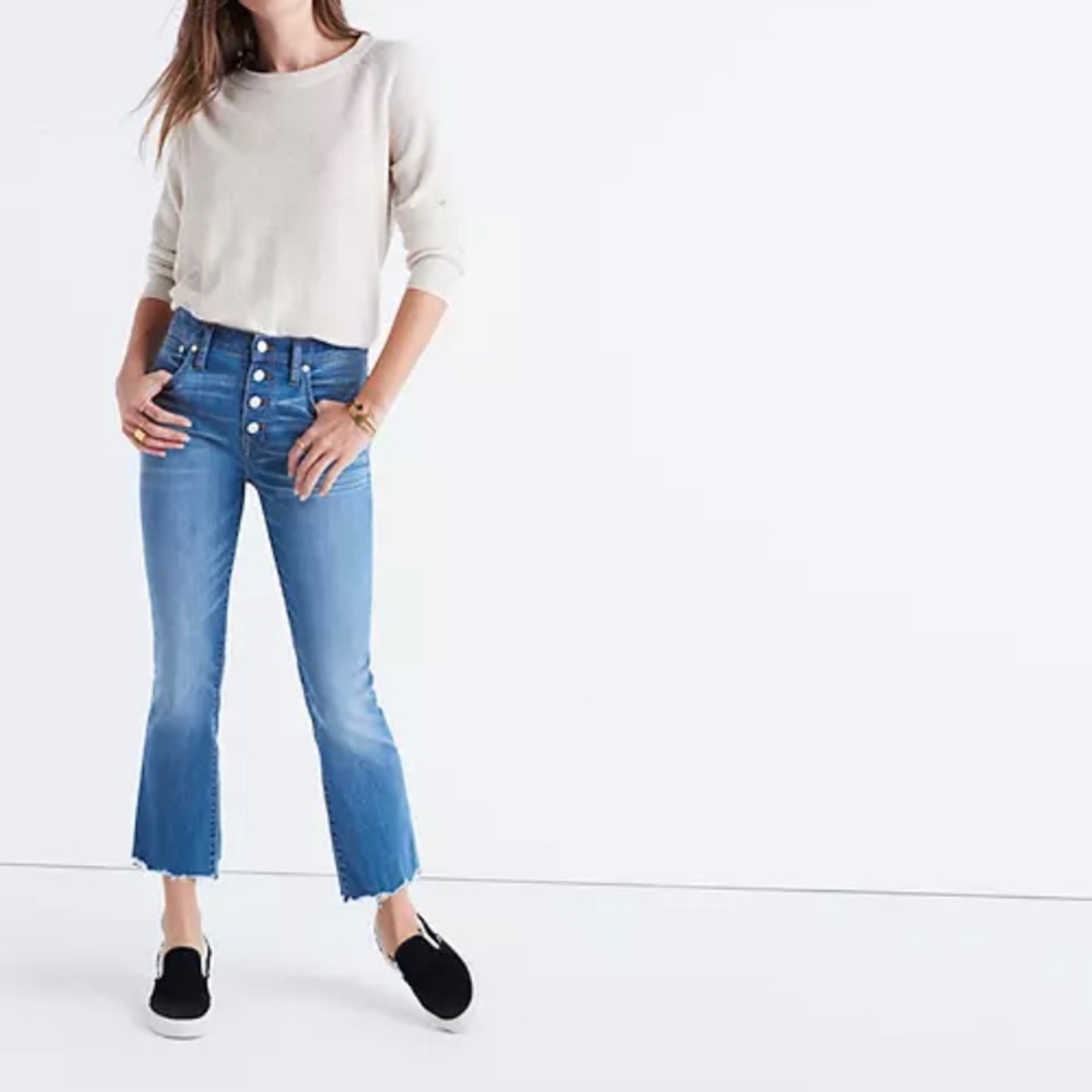 Cali Demi-Boot Jeans: Button-Front Edition